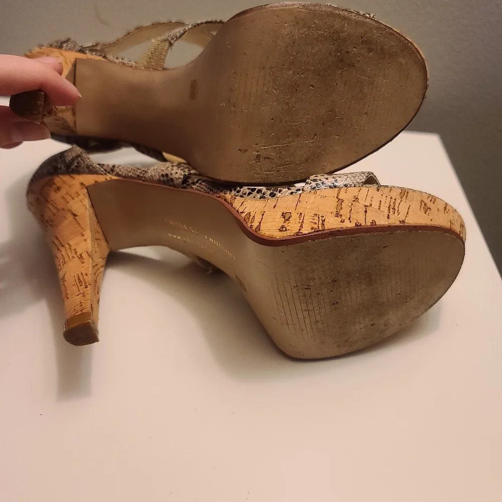 Chinese Laundry heels - Picture 4 of 8